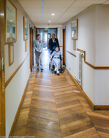 EDWARD GETTING READY AT THE LANCASTER HOUSE HOTEL, BAILRIGG, LANCASTER, LANCASHIRE