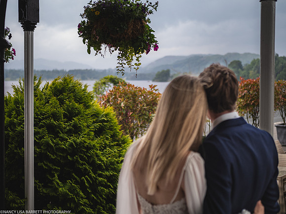 LAKE DISTRICT - BRIDE & GROOM PORTRAITS AT LOW WOOD BAY, AMBLESIDE ROAD, WINDERMERE, CUMBRIA, LA23 1LP
