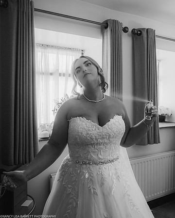 GIRLS GET READY AT BEESTON MANOR WEDDING