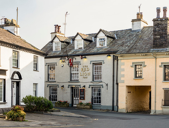 THE RED LION COACHING INN, HAWKSHEAD, LAKE DISTRICT