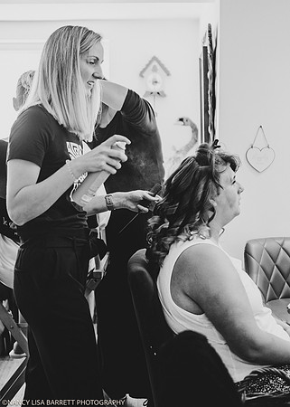 GIRLS GET READY - WELLBEING FARM WEDDING, BOLTON, GREATER MANCHESTER