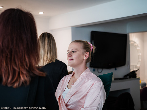 GIRLS GET READY - WELLBEING FARM WEDDING, BOLTON, GREATER MANCHESTER