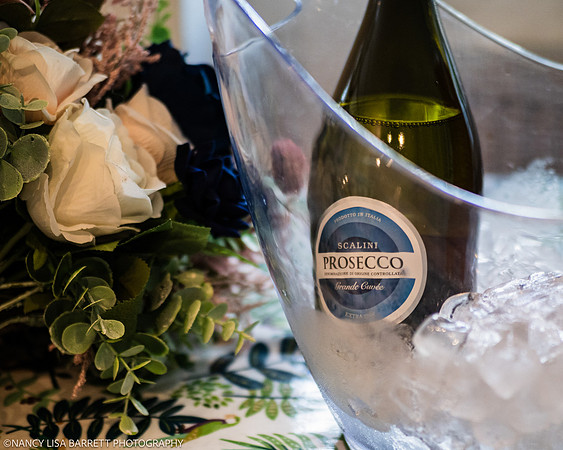 GIRLS GET READY - WELLBEING FARM WEDDING, BOLTON, GREATER MANCHESTER