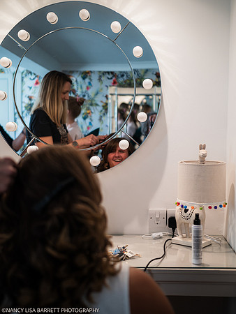 GIRLS GET READY - WELLBEING FARM WEDDING, BOLTON, GREATER MANCHESTER