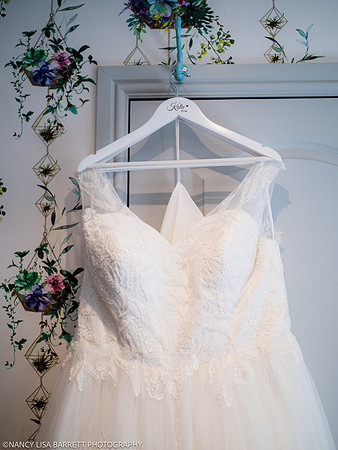 GIRLS GET READY - WELLBEING FARM WEDDING, BOLTON, GREATER MANCHESTER