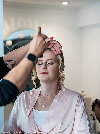 GIRLS GET READY - WELLBEING FARM WEDDING, BOLTON, GREATER MANCHESTER