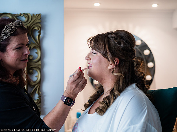 GIRLS GET READY - WELLBEING FARM WEDDING, BOLTON, GREATER MANCHESTER
