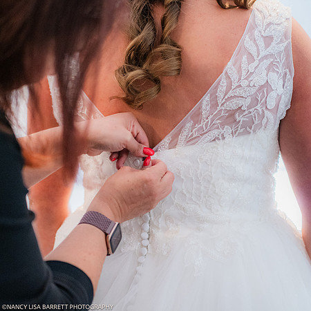 GIRLS GET READY - WELLBEING FARM WEDDING, BOLTON, GREATER MANCHESTER