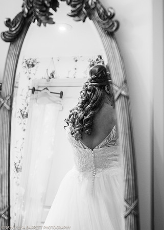 GIRLS GET READY - WELLBEING FARM WEDDING, BOLTON, GREATER MANCHESTER