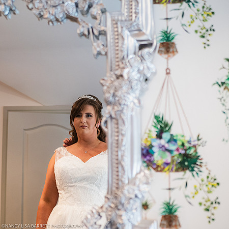 GIRLS GET READY - WELLBEING FARM WEDDING, BOLTON, GREATER MANCHESTER