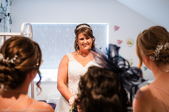 GIRLS GET READY - WELLBEING FARM WEDDING, BOLTON, GREATER MANCHESTER