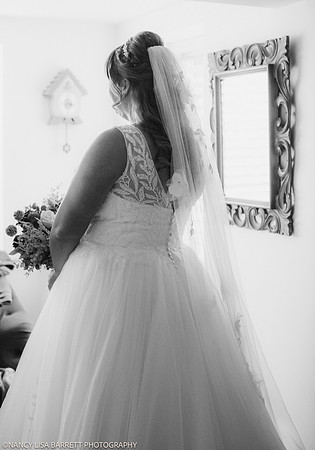 GIRLS GET READY - WELLBEING FARM WEDDING, BOLTON, GREATER MANCHESTER