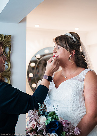 GIRLS GET READY - WELLBEING FARM WEDDING, BOLTON, GREATER MANCHESTER