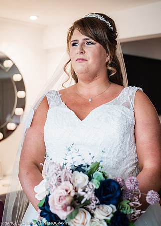 GIRLS GET READY - WELLBEING FARM WEDDING, BOLTON, GREATER MANCHESTER