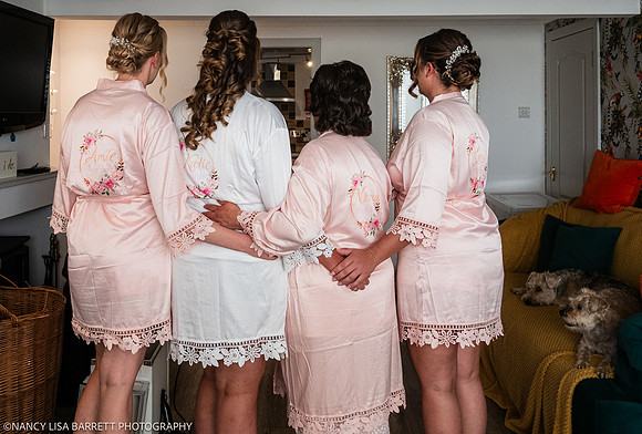 GIRLS GET READY - WELLBEING FARM WEDDING, BOLTON, GREATER MANCHESTER