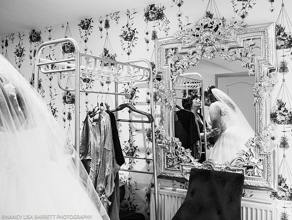 GIRLS GET READY - WELLBEING FARM WEDDING, BOLTON, GREATER MANCHESTER