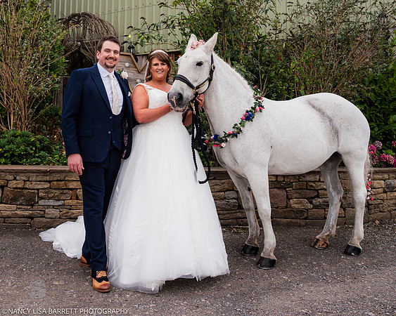 BRIDE & GROOM PORTRAITS - WELLBEING FARM WEDDING, BOLTON, GREATER MANCHESTER