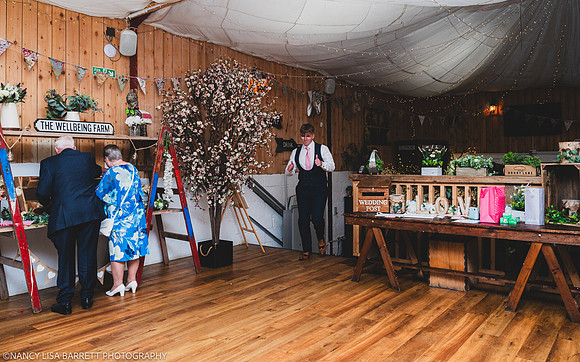 SPEECHES AND ROOM - WELLBEING FARM WEDDING, BOLTON, GREATER MANCHESTER