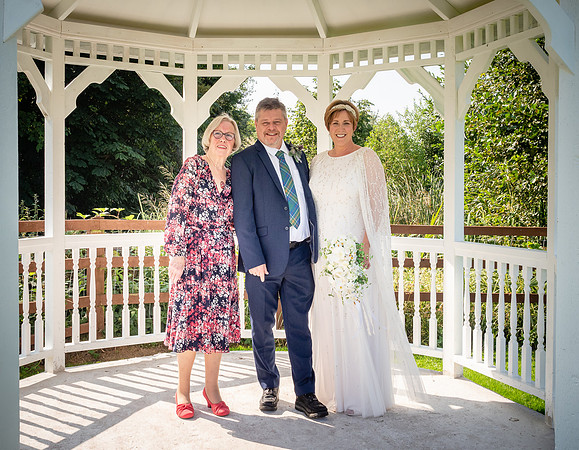 THE AVIARY FUNCTION ROOMS WEDDING, SCARISBRICK, ORMSKIRK, LANCASHIRE