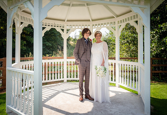 THE AVIARY FUNCTION ROOMS WEDDING, SCARISBRICK, ORMSKIRK, LANCASHIRE