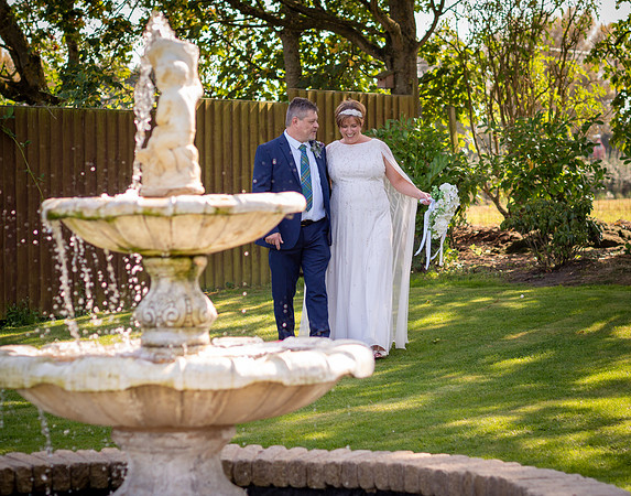 THE AVIARY FUNCTION ROOMS WEDDING, SCARISBRICK, ORMSKIRK, LANCASHIRE