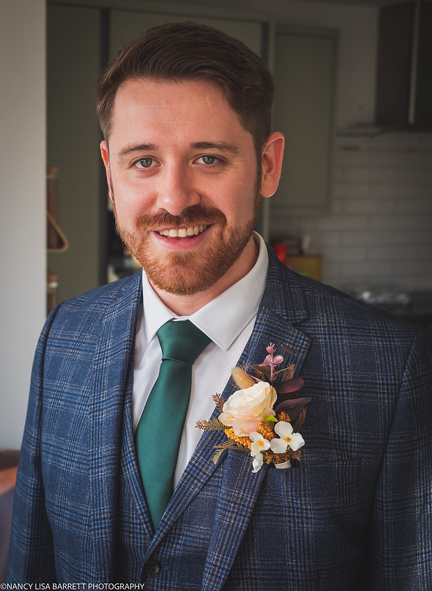 RIBBLE VALLEY AND PRESTON WEDDING - LANCASHIRE
