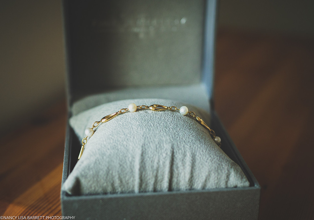 RIBBLE VALLEY & PRESTON WEDDING - LANCASHIRE
