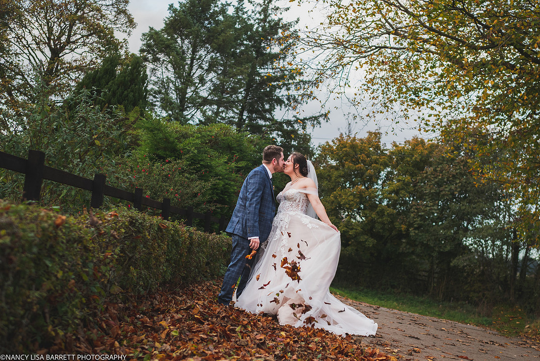 RIBBLE VALLEY AND PRESTON WEDDING - LANCASHIRE