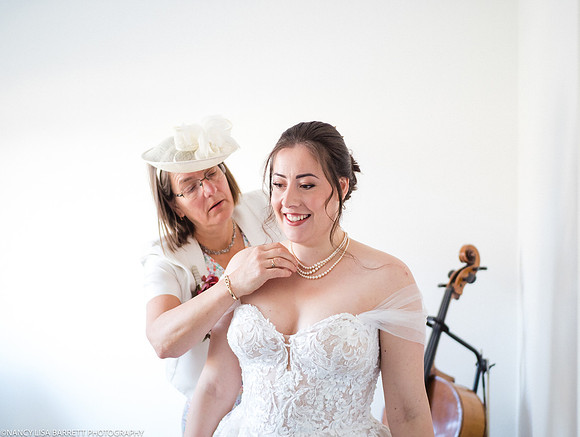 RIBBLE VALLEY & PRESTON WEDDING - LANCASHIRE