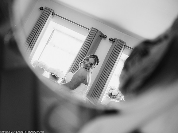 GIRLS GET READY AT BEESTON MANOR WEDDING