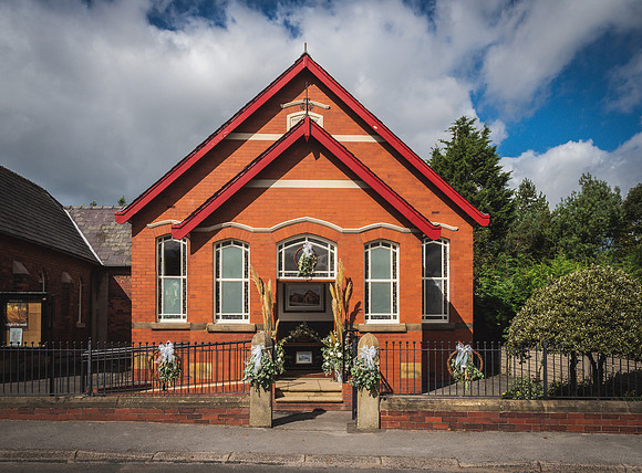 LATHOM FARM WEDDING