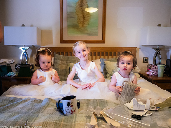 GIRLS GET READY AT BEESTON MANOR WEDDING