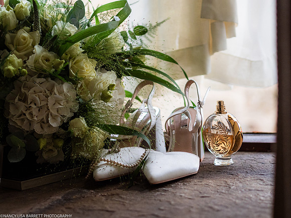 GIRLS GET READY AT BEESTON MANOR WEDDING