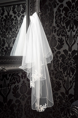 ISLA GLADSTONE WEDDING LIVERPOOL