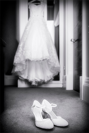 ISLA GLADSTONE WEDDING LIVERPOOL