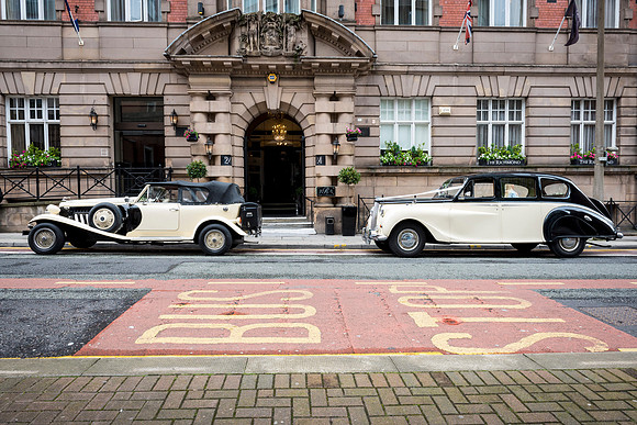 ISLA GLADSTONE WEDDING LIVERPOOL