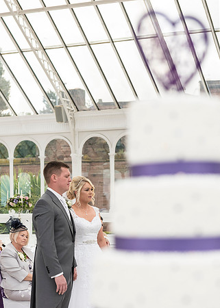 ISLA GLADSTONE WEDDING LIVERPOOL