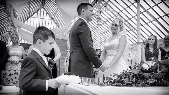 ISLA GLADSTONE WEDDING LIVERPOOL