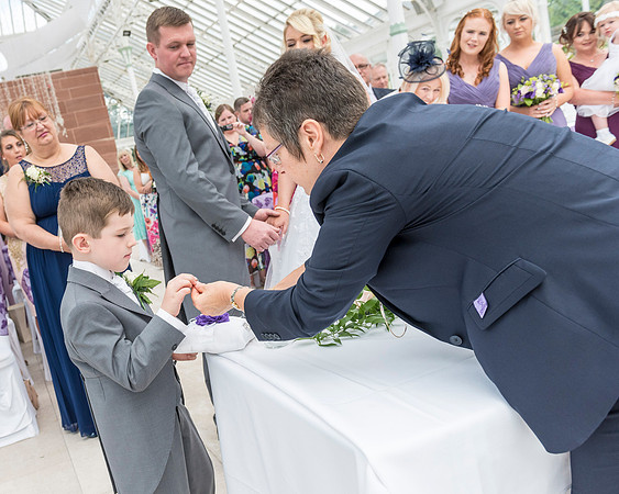 ISLA GLADSTONE WEDDING LIVERPOOL
