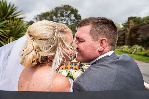 ISLA GLADSTONE WEDDING LIVERPOOL