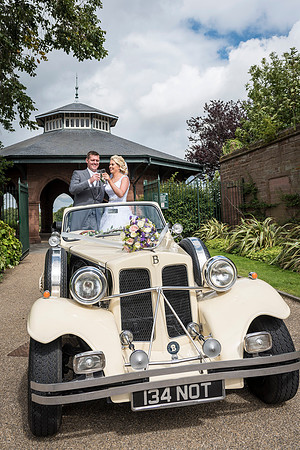 ISLA GLADSTONE WEDDING LIVERPOOL