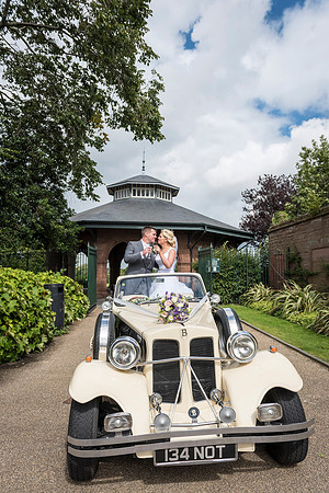 ISLA GLADSTONE WEDDING LIVERPOOL