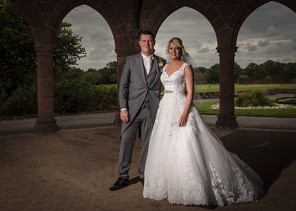ISLA GLADSTONE WEDDING LIVERPOOL