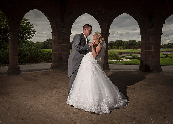 ISLA GLADSTONE WEDDING LIVERPOOL