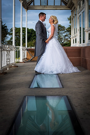 ISLA GLADSTONE WEDDING LIVERPOOL