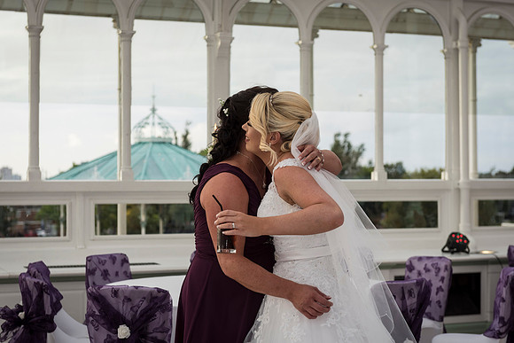 ISLA GLADSTONE WEDDING LIVERPOOL