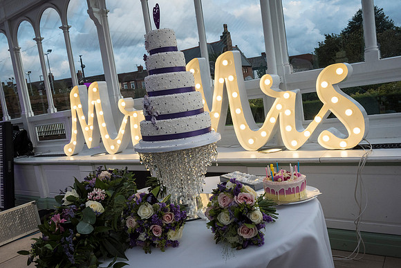 ISLA GLADSTONE WEDDING LIVERPOOL