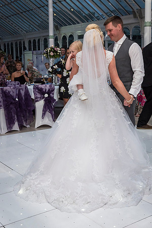 ISLA GLADSTONE WEDDING LIVERPOOL