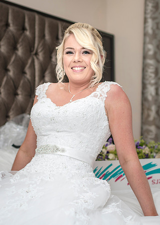 ISLA GLADSTONE WEDDING LIVERPOOL