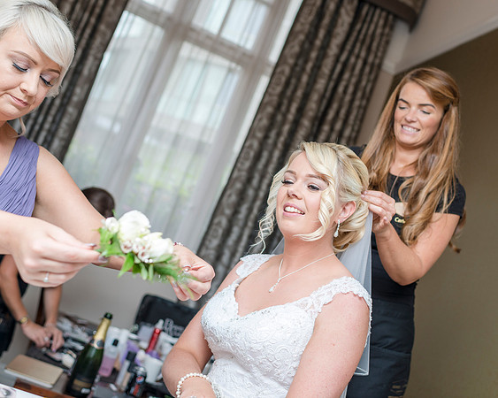 ISLA GLADSTONE WEDDING LIVERPOOL